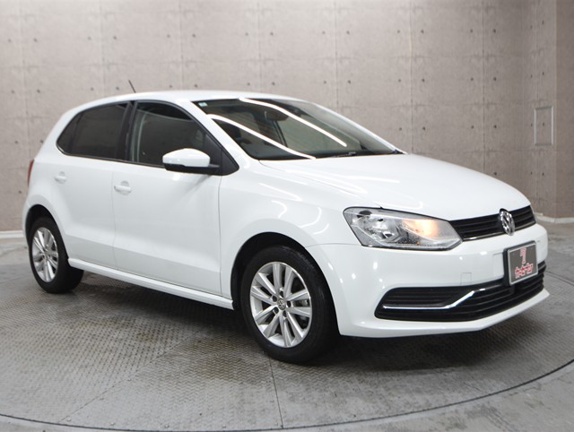 フォルクスワーゲン ＶＷポロ ﾌﾟﾚﾐｱﾑEDﾅﾋﾞﾊﾟｯｹｰｼﾞ