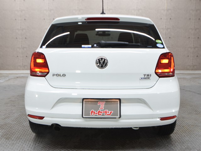フォルクスワーゲン ＶＷポロ ﾌﾟﾚﾐｱﾑEDﾅﾋﾞﾊﾟｯｹｰｼﾞ