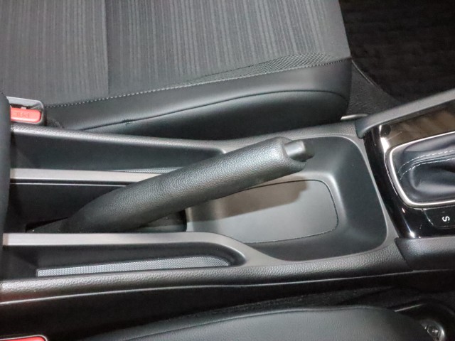 ホンダ ＷＲ－Ｖ Z ﾌﾞﾗｯｸｽﾀｲﾙ