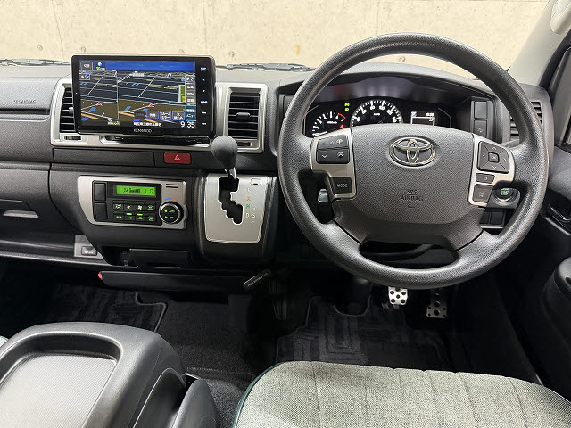 トヨタ ハイエースＶ スーパーＧＬ