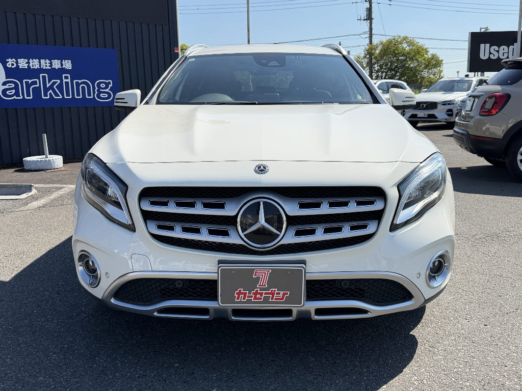 メルセデスベンツ ﾒﾙｾﾃﾞｽﾍﾞﾝﾂ GLAｸﾗｽ GLA220 4マチック