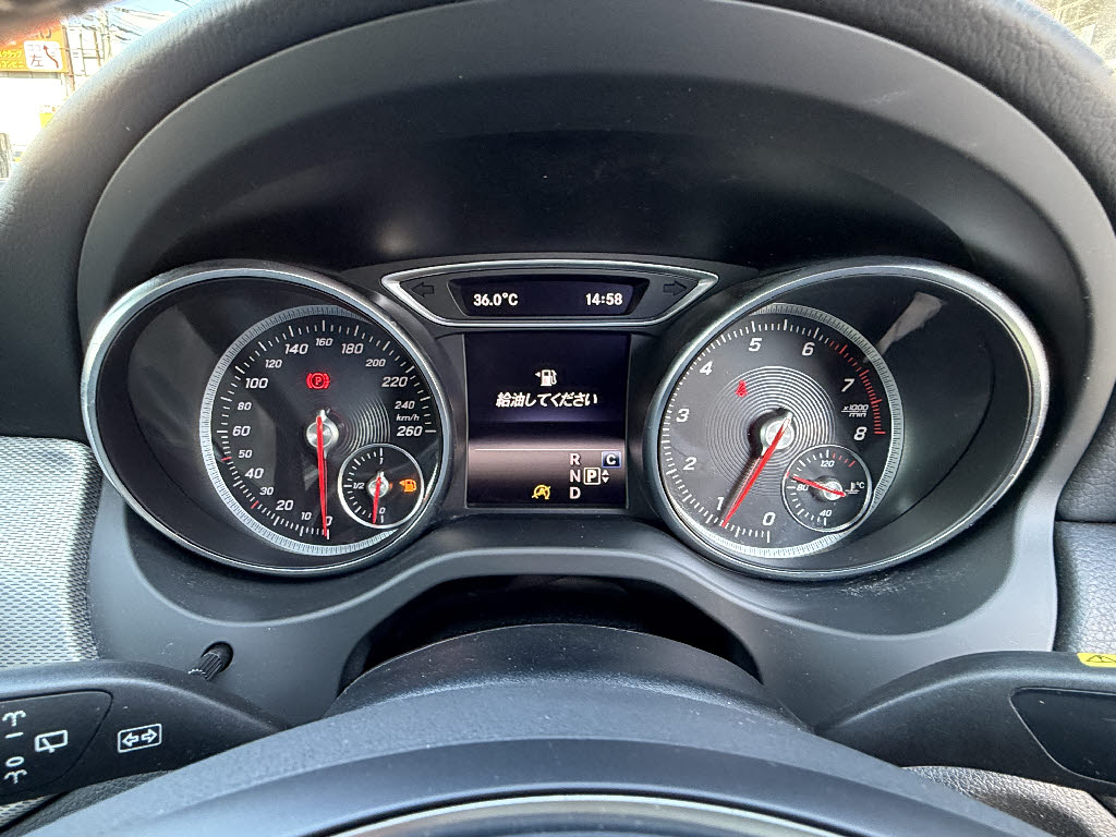 メルセデスベンツ ﾒﾙｾﾃﾞｽﾍﾞﾝﾂ GLAｸﾗｽ GLA220 4マチック