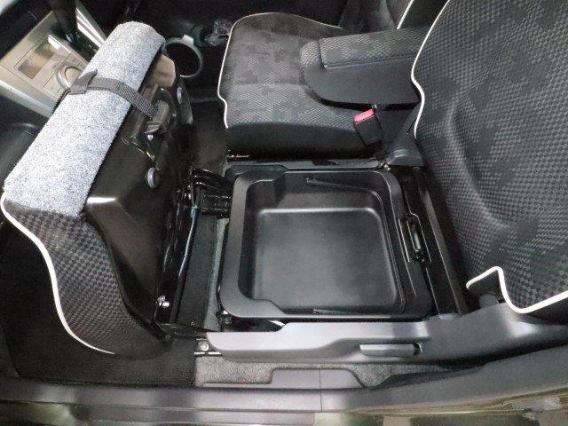 スズキ ハスラー G　ディスチャージﾍｯﾄﾞﾗﾝﾌﾟ装着車