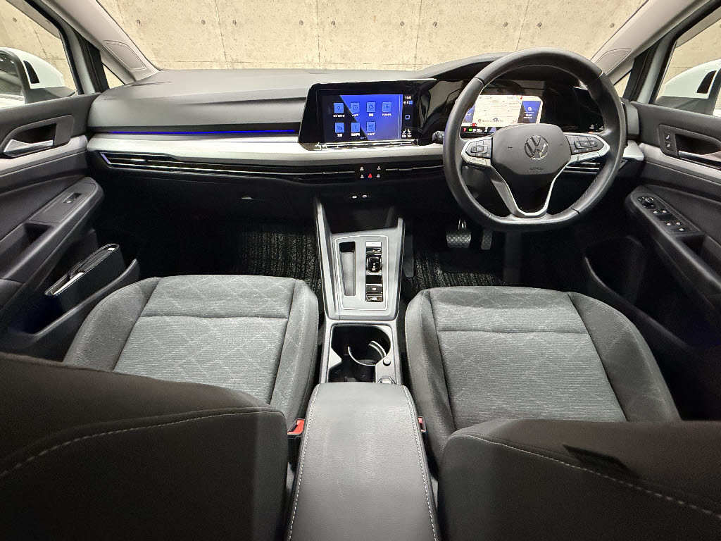 フォルクスワーゲン ＶＷゴルフヴァリアント TDI　アクティブアドバンスプラチナム