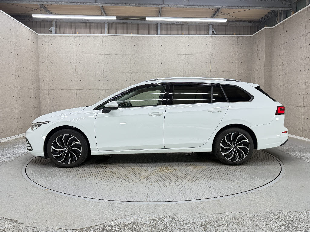 フォルクスワーゲン ＶＷゴルフヴァリアント TDI　アクティブアドバンスプラチナム
