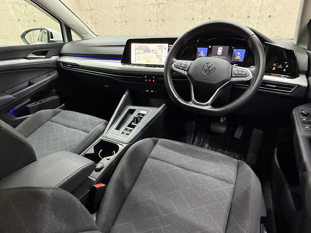 フォルクスワーゲン ＶＷゴルフヴァリアント TDI　アクティブアドバンスプラチナム