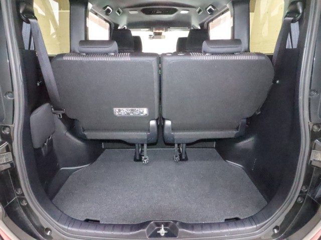 トヨタ ヴォクシー ZS　煌Ⅱ　Y車