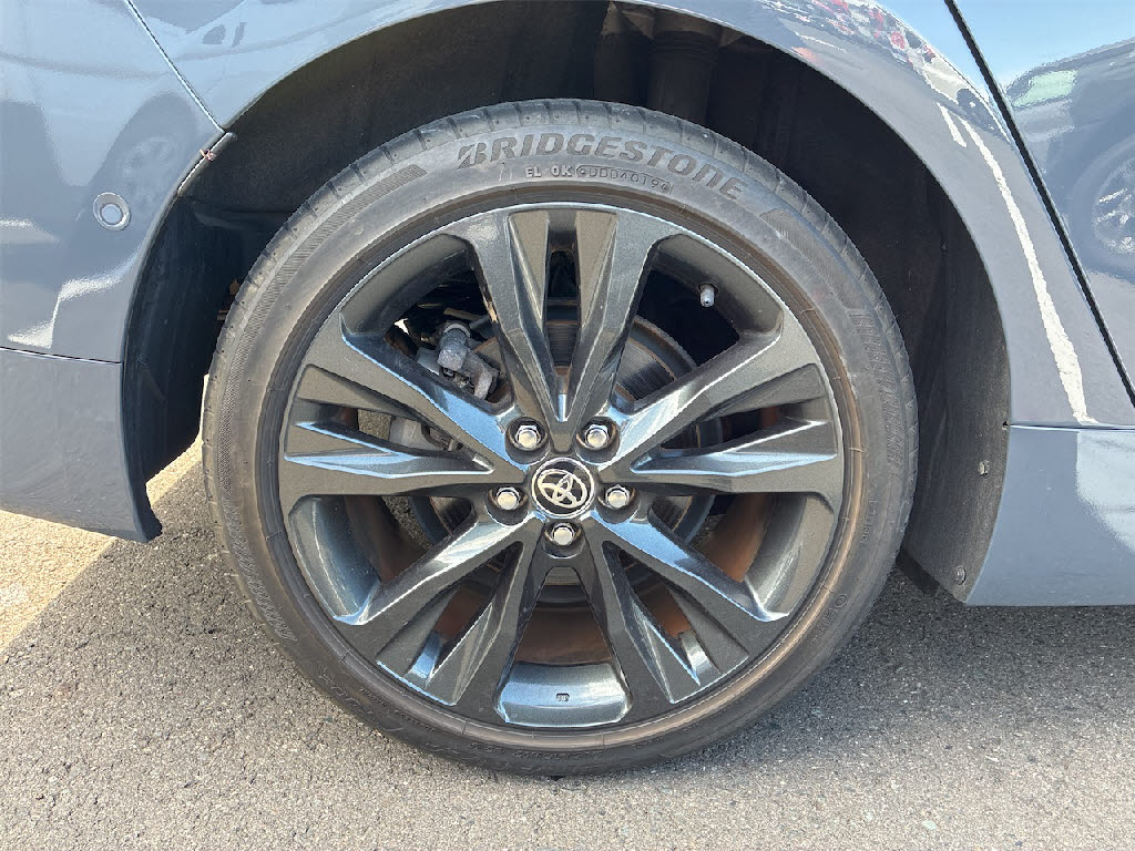 トヨタ プリウス ４ＷＤ　Ｓセーフティープラス
