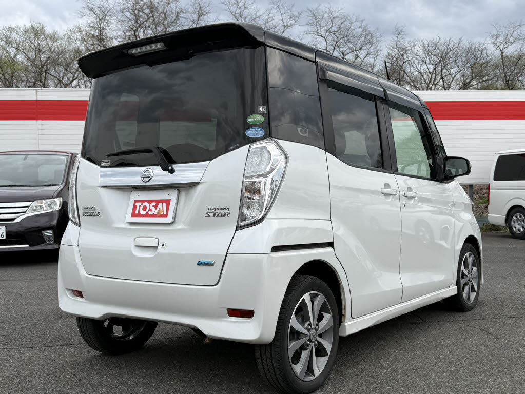 ニッサン デイズルークス ４ＷＤ　ハイウェイスターＸＶセレクション