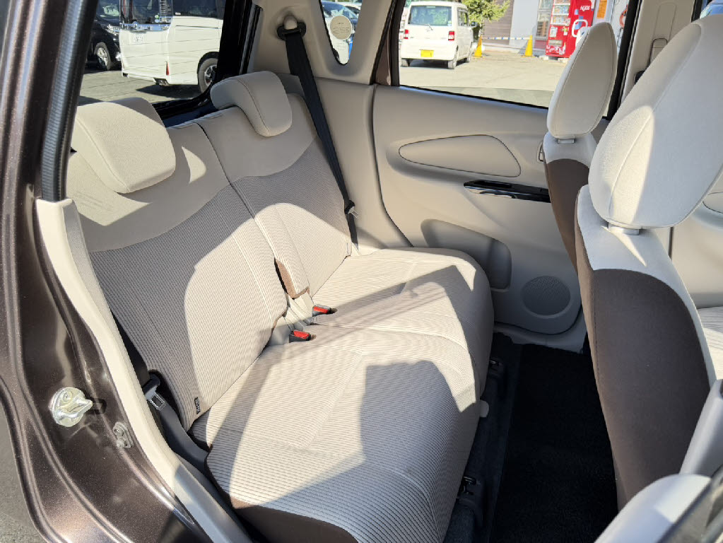 ニッサン デイズ S　４WD