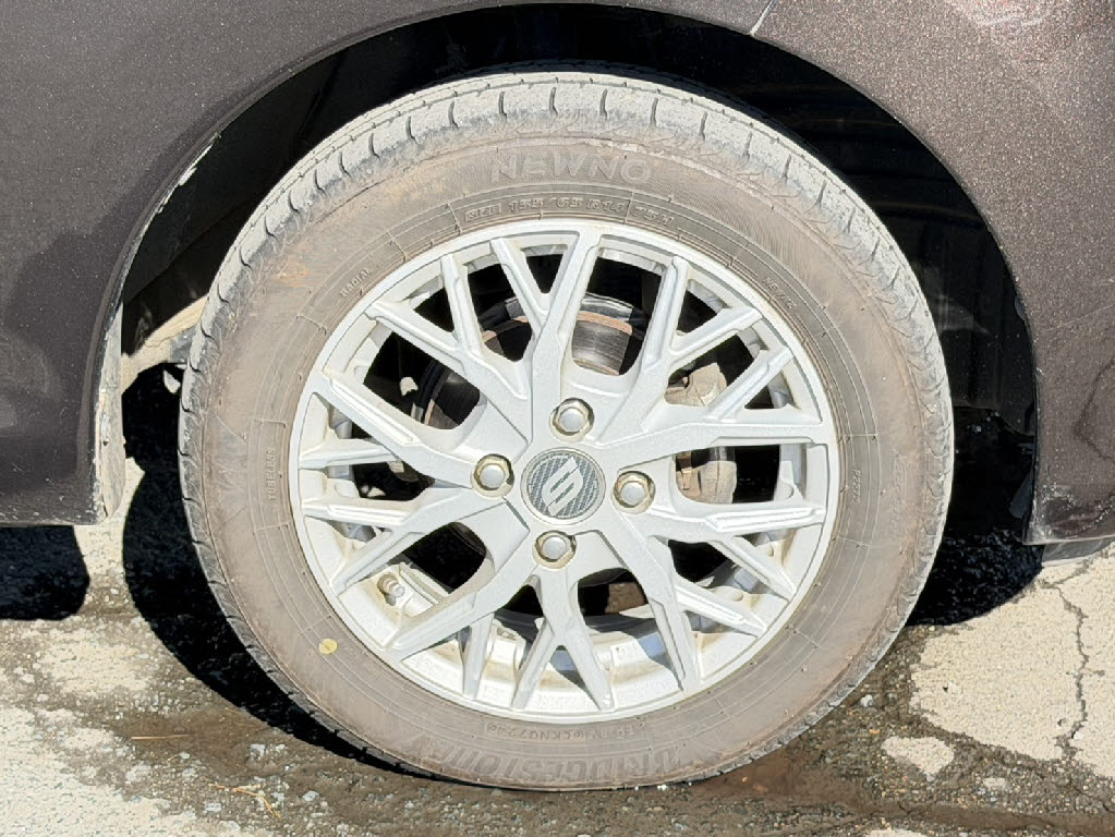 ニッサン デイズ S　４WD
