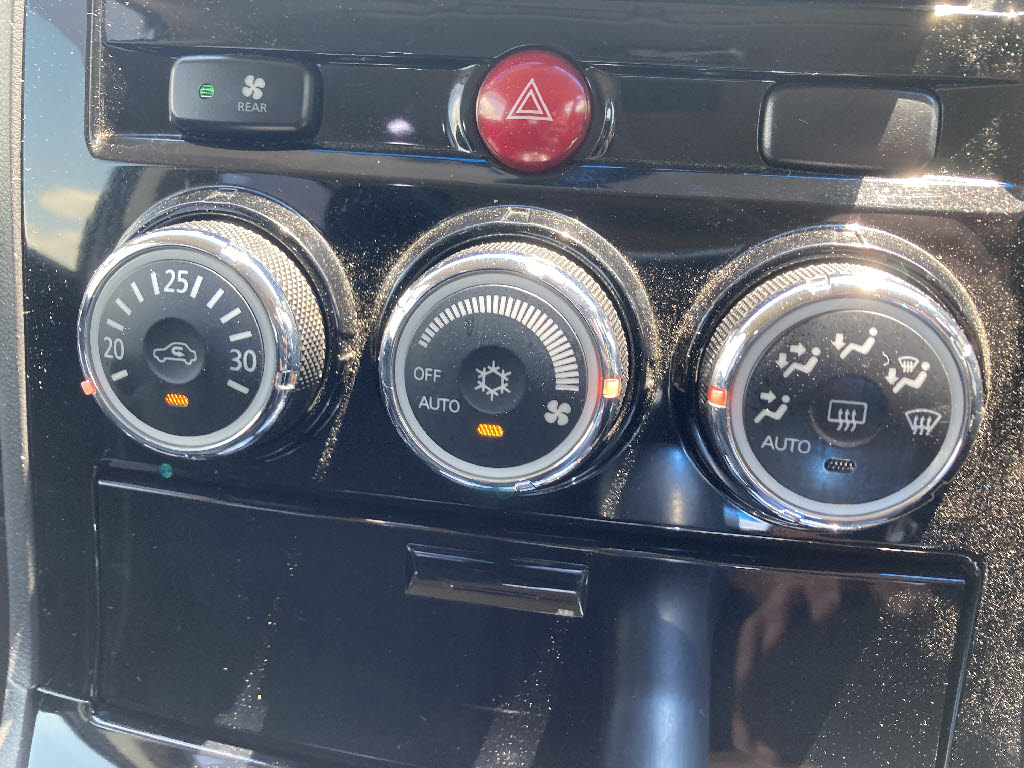 三菱 デリカＤ：５ Gﾊﾟﾜｰﾊﾟｯｹｰｼﾞ