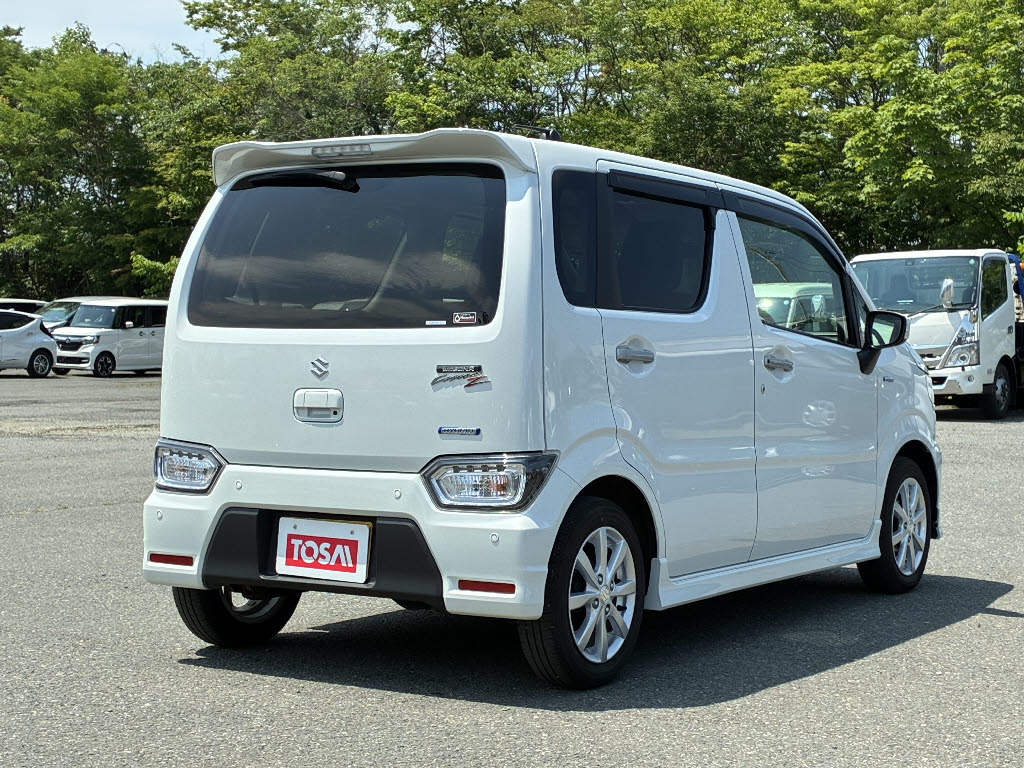 スズキ ワゴンＲ ｶｽﾀﾑZ ﾊｲﾌﾞﾘｯﾄﾞZX 4WD