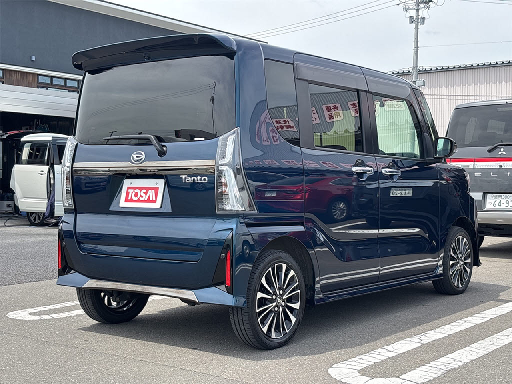 ダイハツ タントカスタム RS