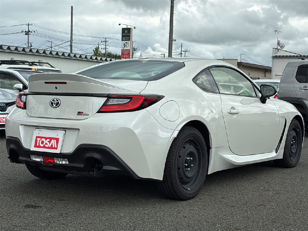 トヨタ ８６ RC 6速MT