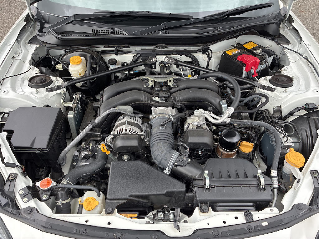トヨタ ８６ RC 6速MT