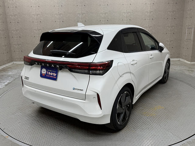 ニッサン オーラ オーラ　G
