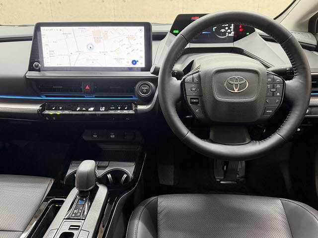 トヨタ プリウスＰＨＶ Z