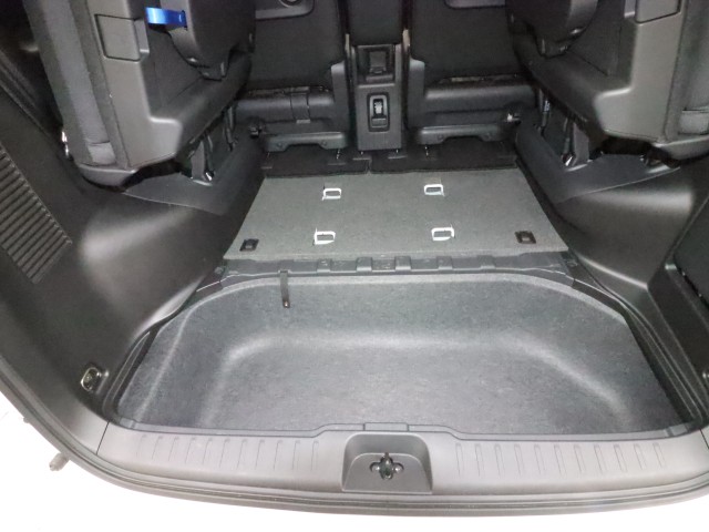 ニッサン セレナＨＶ e-POWERﾊｲｳｪｲｽﾀｰV