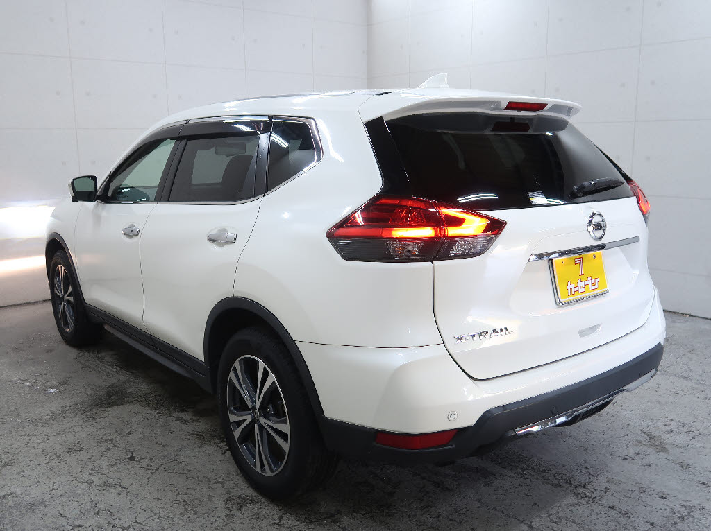 ニッサン エクストレイル 20Xi　4WD