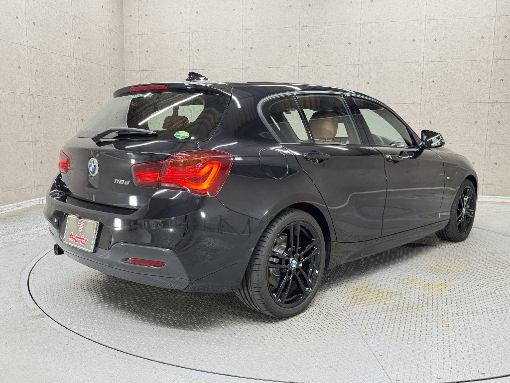 ＢＭＷ ＢＭＷ １シリーズ １１８ｄ　Ｍスポーツ