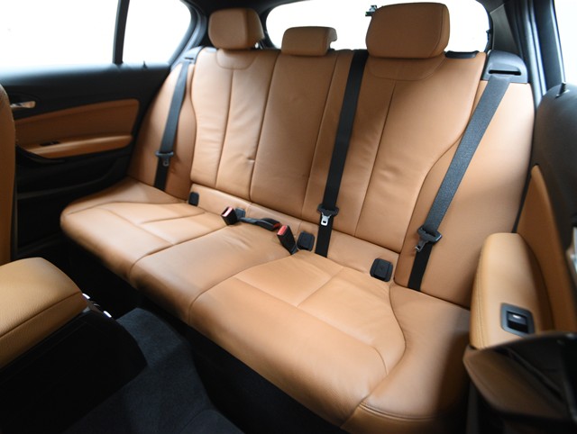 ＢＭＷ ＢＭＷ １シリーズ １１８ｄ　Ｍスポーツ
