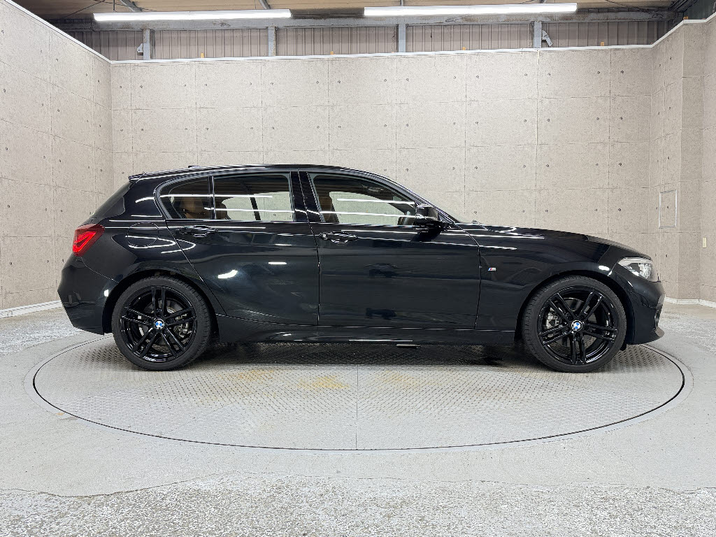 ＢＭＷ ＢＭＷ １シリーズ １１８ｄ　Ｍスポーツ