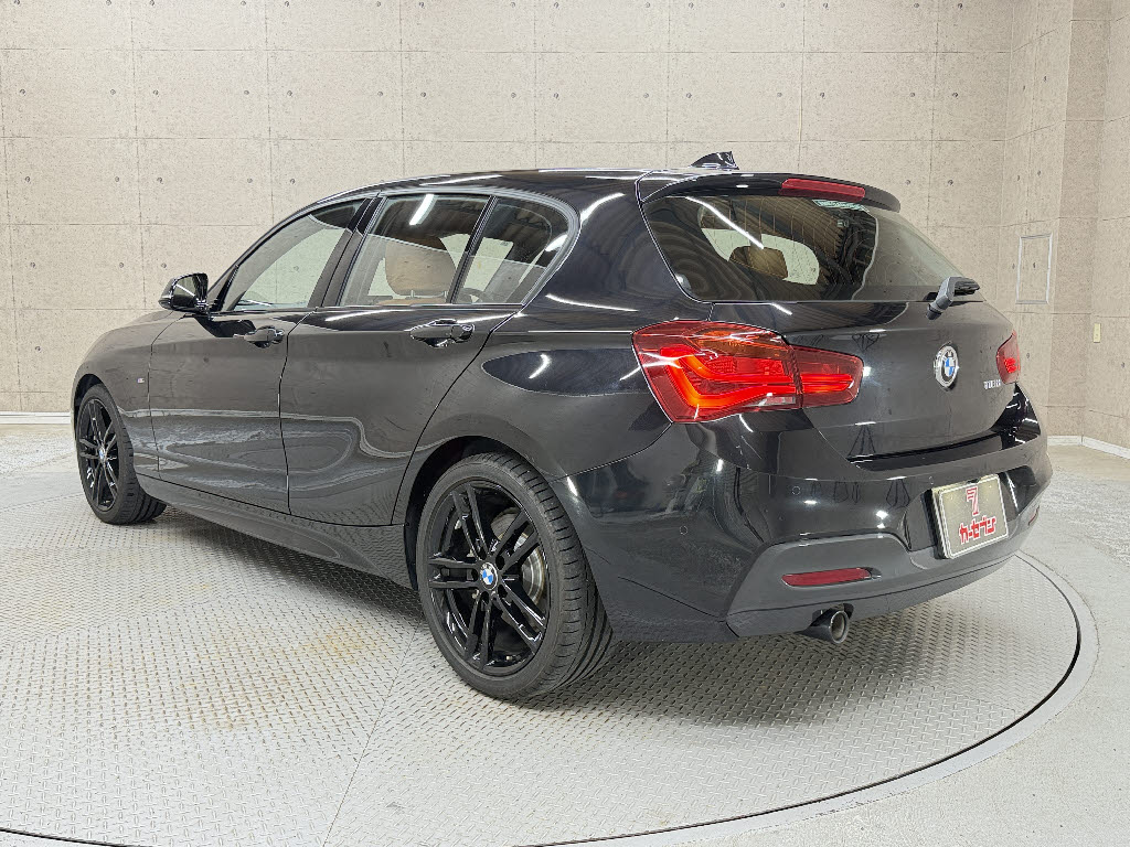 ＢＭＷ ＢＭＷ １シリーズ １１８ｄ　Ｍスポーツ