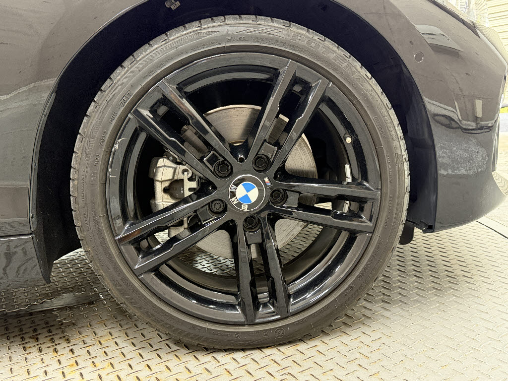 ＢＭＷ ＢＭＷ １シリーズ １１８ｄ　Ｍスポーツ