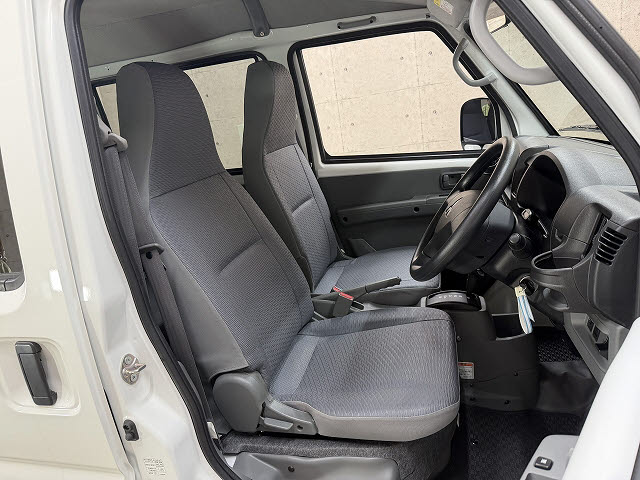 三菱 ミニキャブＶ ＣＤ　１６．０ｋＷｈ　ＨＲ