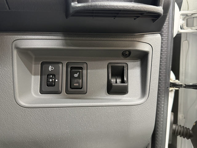 三菱 ミニキャブＶ ＣＤ　１６．０ｋＷｈ　ＨＲ