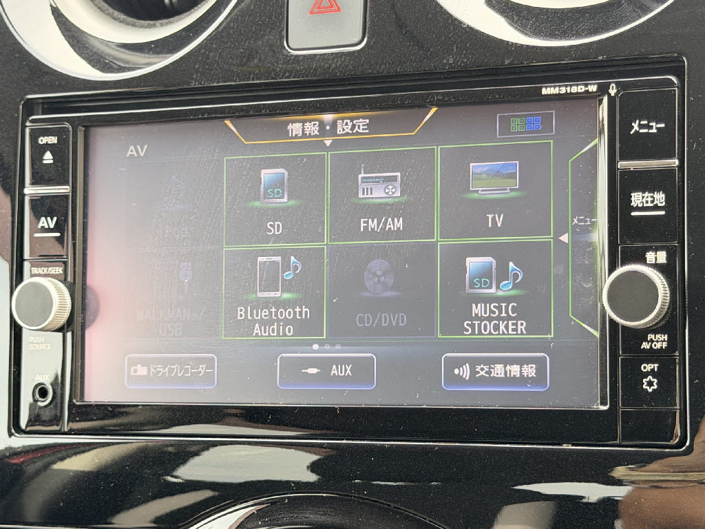ニッサン ノート ｅ－ＰＯＷＥＲ　Ｘ　ＦＯＵＲ