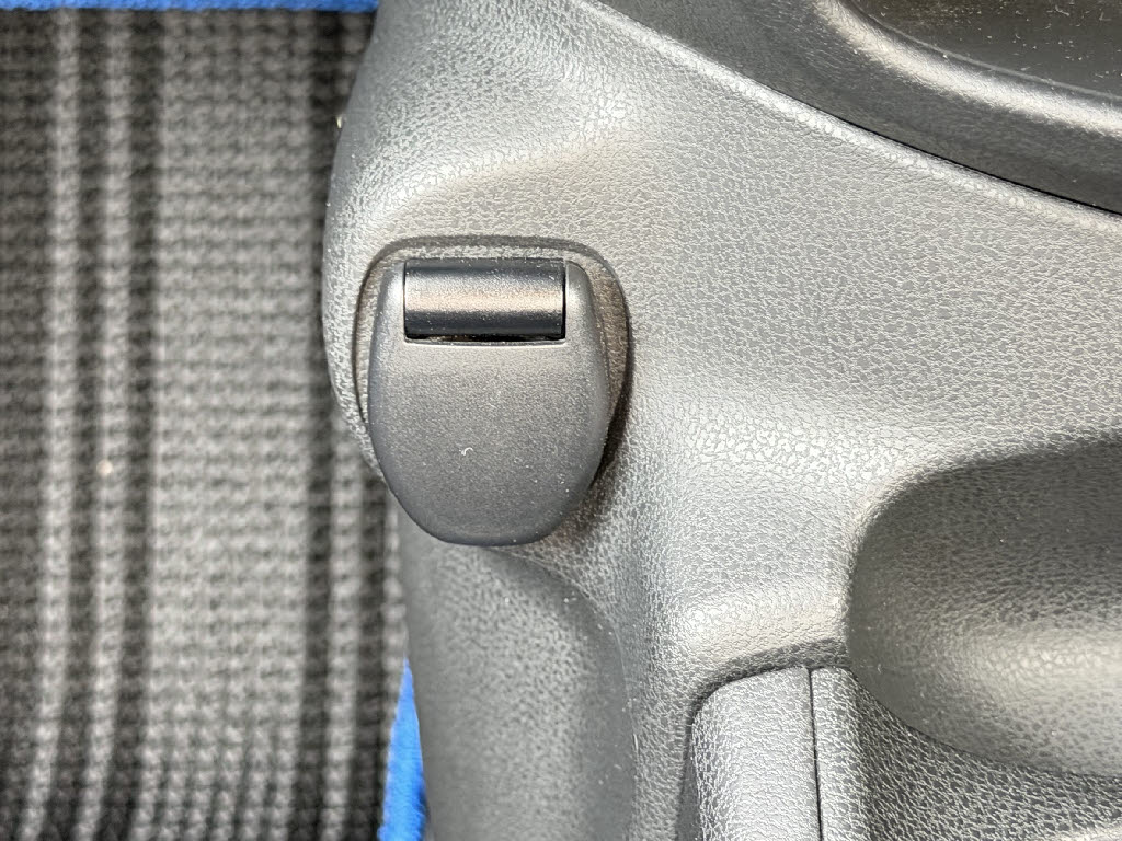 ニッサン ノート ｅ－ＰＯＷＥＲ　Ｘ　ＦＯＵＲ