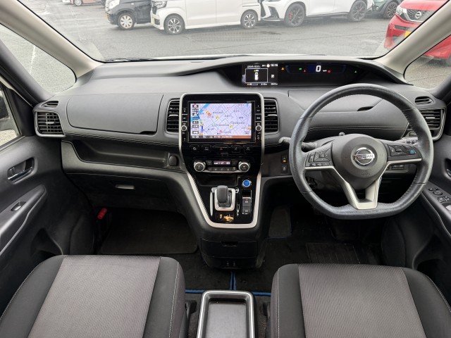 ニッサン セレナＨＶ ｅ－ＰＯＷＥＲ　ハイウェイスター　Ｖ