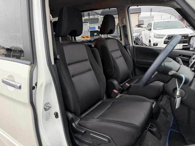 ニッサン セレナＨＶ ｅ－ＰＯＷＥＲ　ハイウェイスター　Ｖ