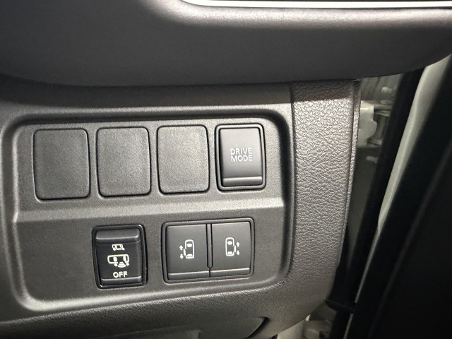 ニッサン セレナＨＶ ｅ－ＰＯＷＥＲ　ハイウェイスター　Ｖ