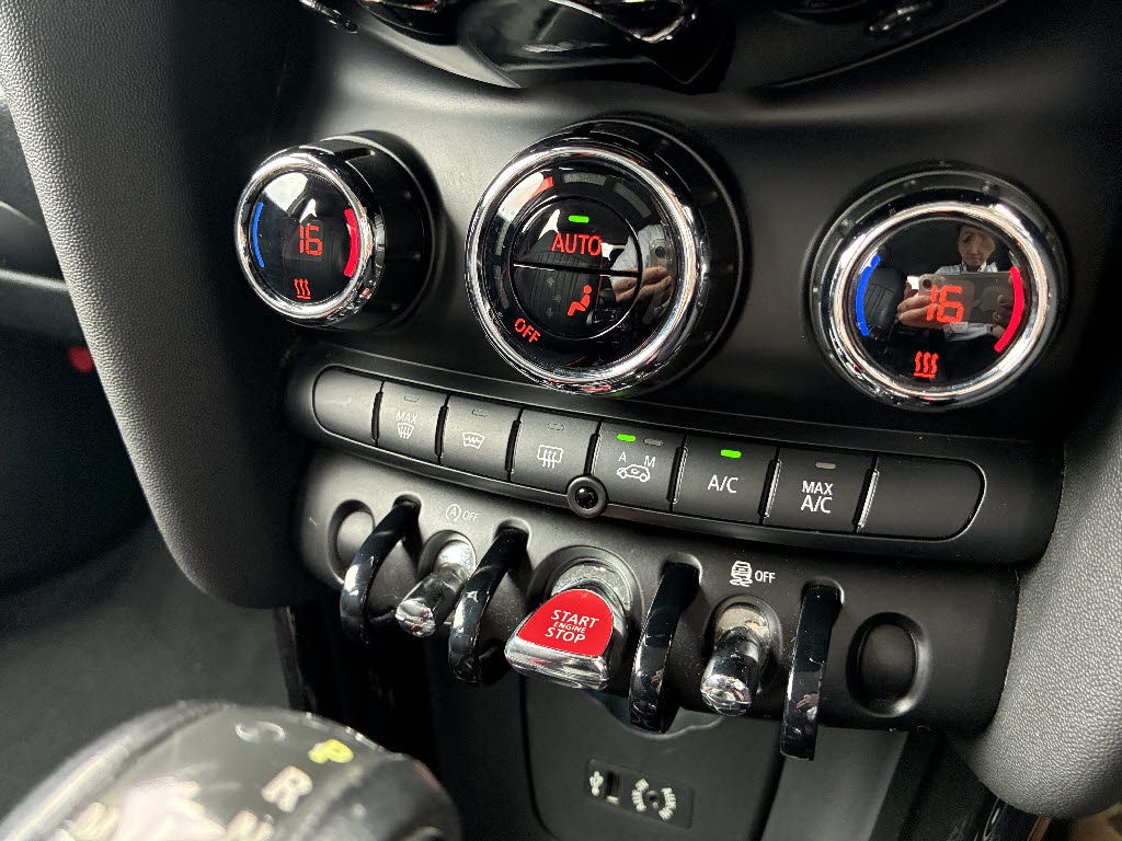 ＢＭＷ ＢＭＷ ミニ クーパーＳ　５ドア