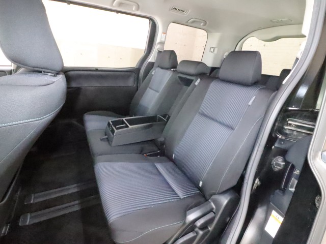トヨタ ヴォクシー ＺＳ　煌