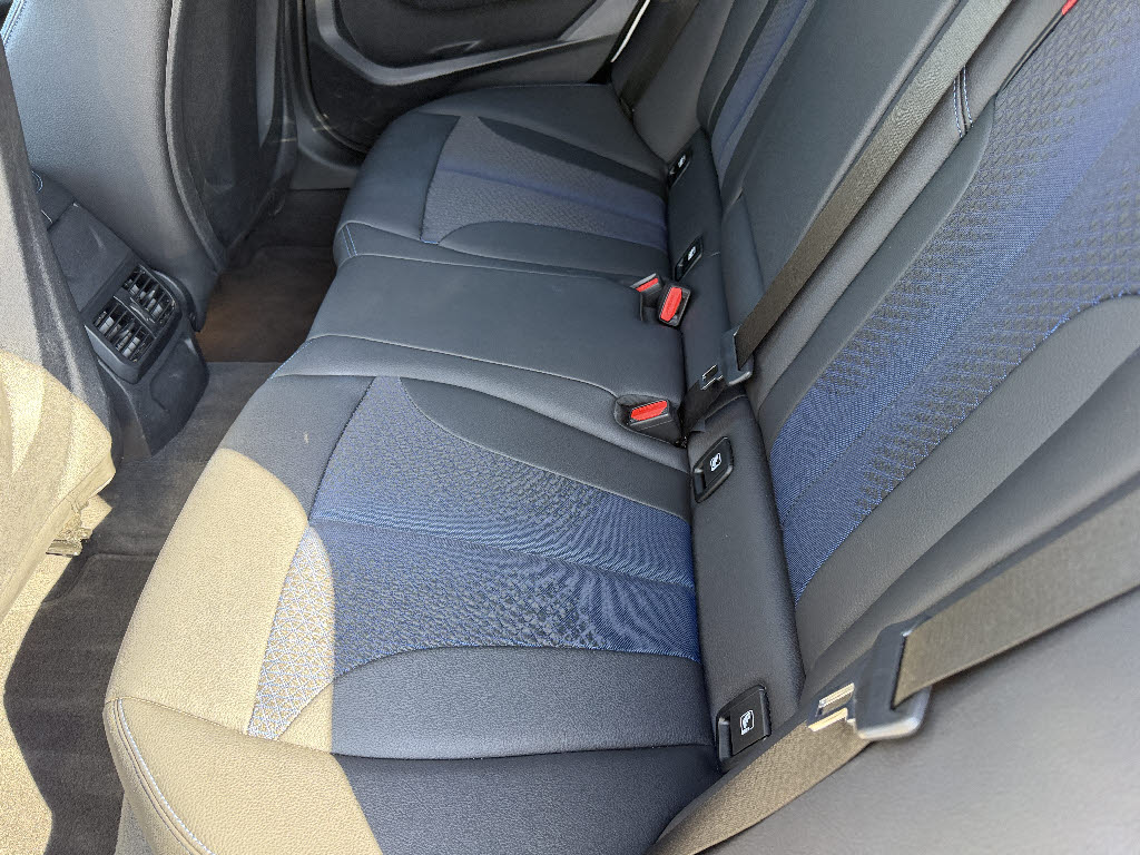 ＢＭＷ ＢＭＷ １シリーズ １１８ｄ　Ｍスポーツ