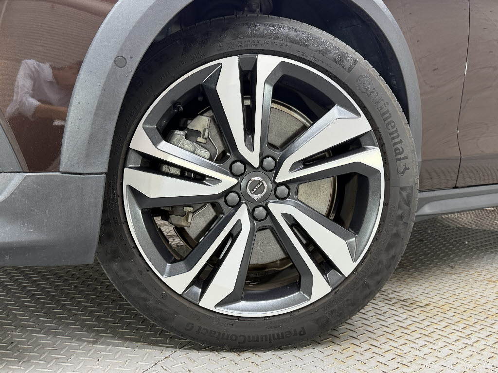 ボルボ ボルボ Ｖ６０ クロスカントリー　Ｔ５　ＡＷＤ　プロ