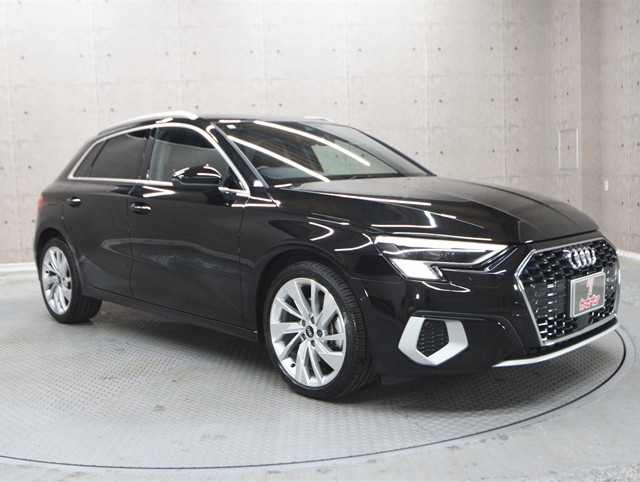 アウディ ｱｳﾃﾞｨ A3 ｽﾎﾟｰﾂﾊﾞｯｸ ３０　ＴＦＳＩ　アドバンスド　１ｓｔＥＤ