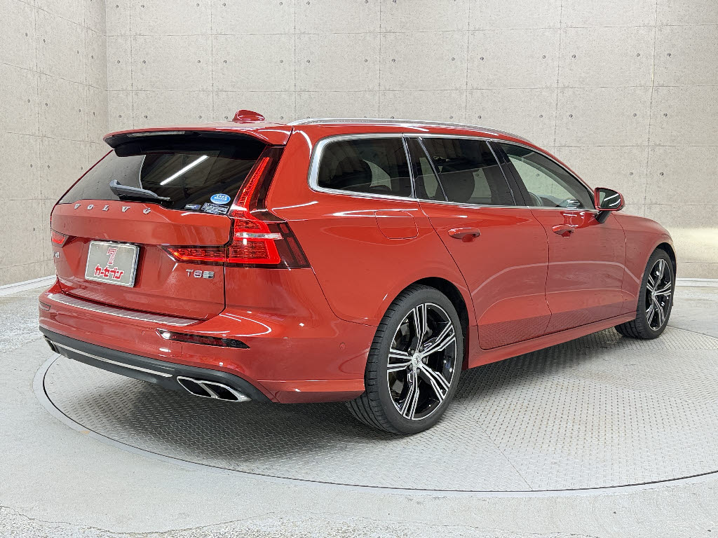 ボルボ ボルボ Ｖ６０ Ｔ８　ツインエンジン　ＡＷＤ　インスクリ