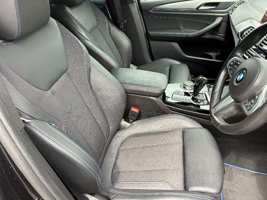 ＢＭＷ ＢＭＷ Ｘ３ ｘＤｒｉｖｅ２０ｄ　Ｍスポーツ
