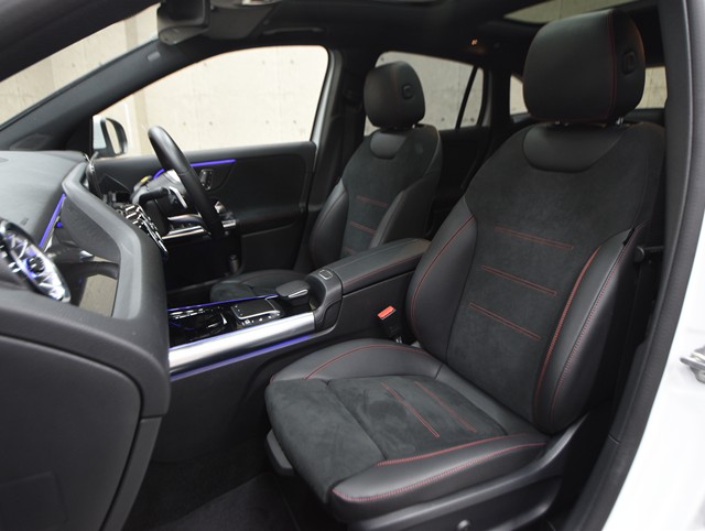 メルセデスベンツ ﾒﾙｾﾃﾞｽﾍﾞﾝﾂ GLAｸﾗｽ GLA200d4マチックAMGライン
