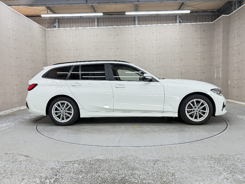 ＢＭＷ ＢＭＷ ３シリーズ ツーリング ３１８ｉ　ツーリング