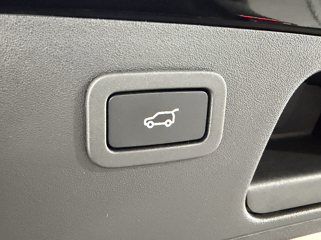 その他輸入車 ジャガー Ｅペイス 2.0ディーゼルＳ