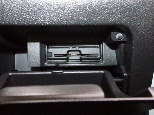 ニッサン セレナＨＶ E-POWER ﾊｲｳｪｲｽﾀｰV