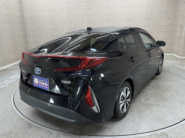 トヨタ プリウスＰＨＶ Sナビパッケージ