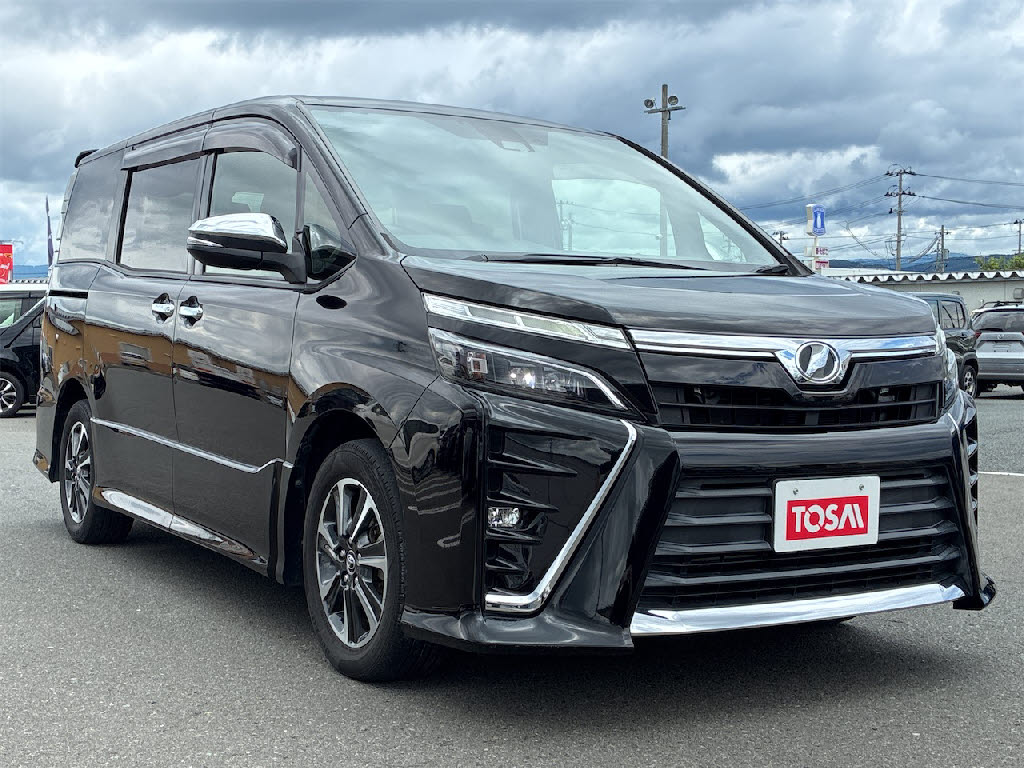 トヨタ ヴォクシー ZS 煌