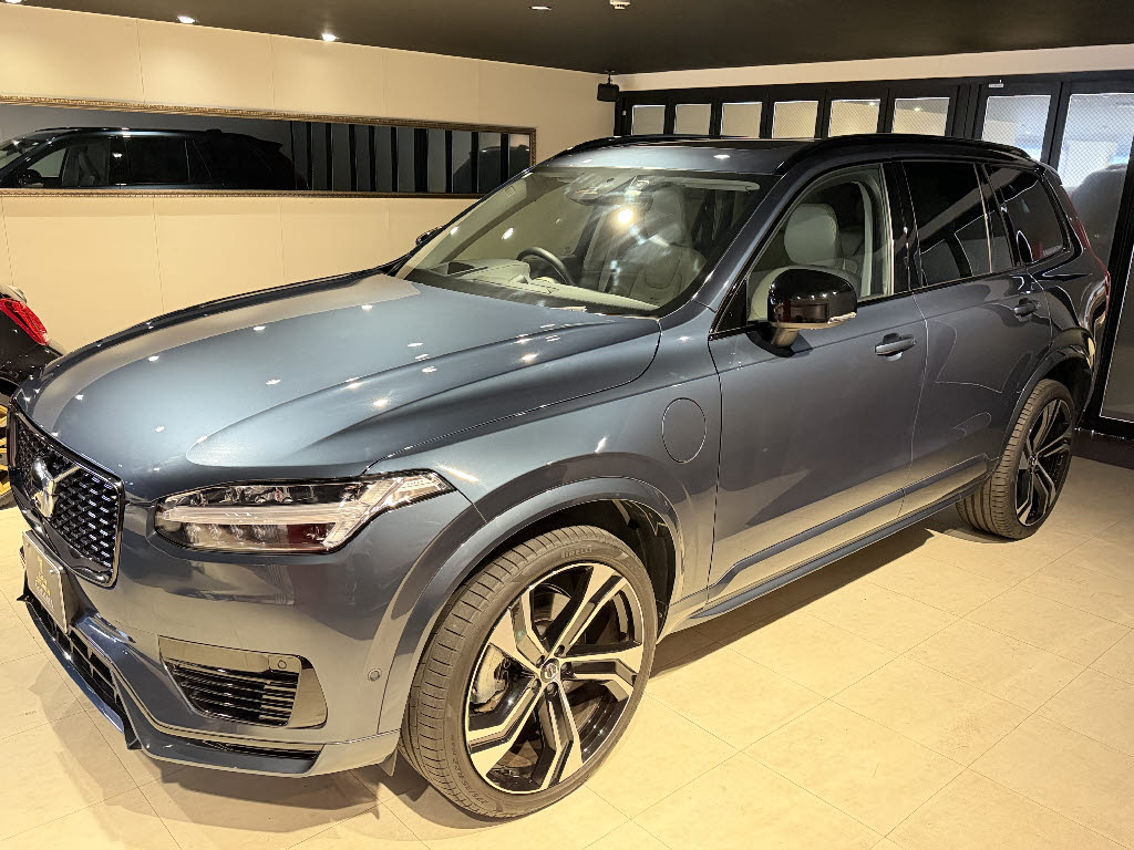ボルボ ボルボ ＸＣ９０ ﾘﾁｬｰｼﾞｱﾙﾃｨﾒｯﾄT8AWDPHEVｴｱｻｽﾍﾟﾝｼｮﾝ